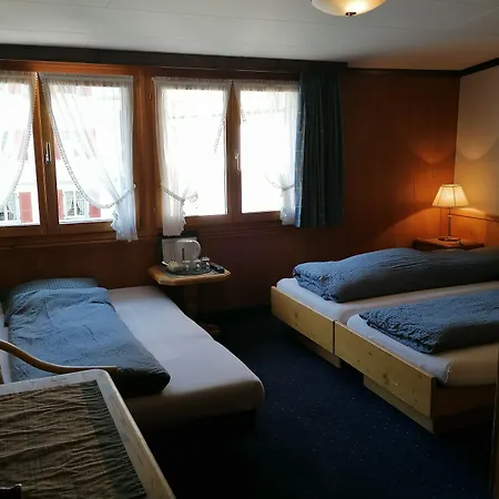 Hotell Petit Helvetia Budget