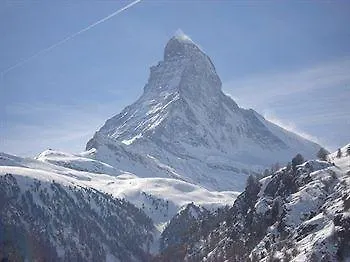 Petit Helvetia Budget